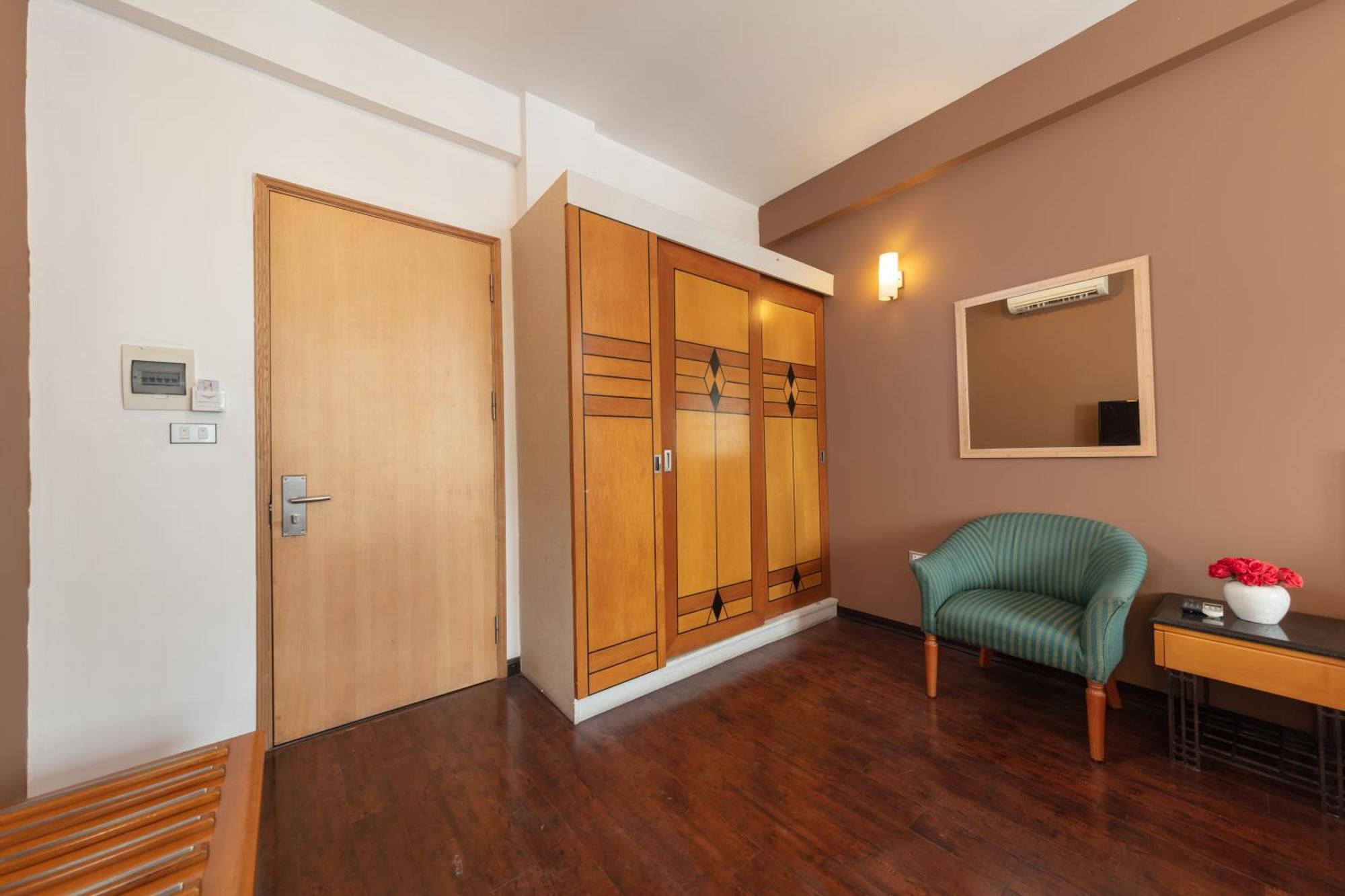 Hotel Golden Sunshine And Travel Hanoï